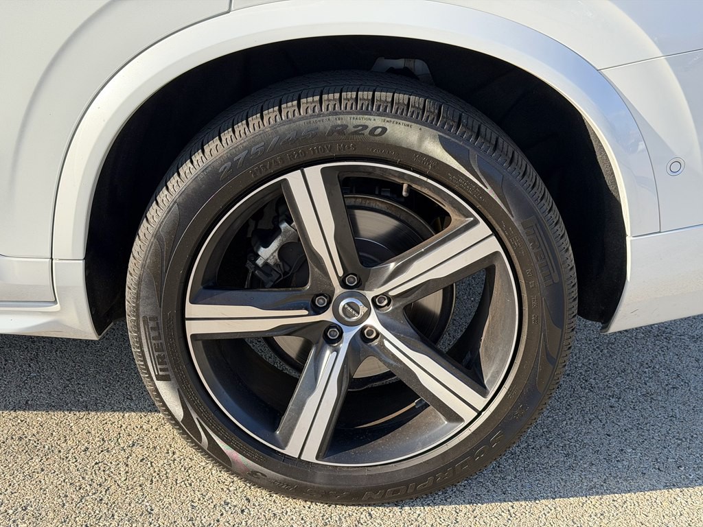 2019 Volvo XC90 Image 16