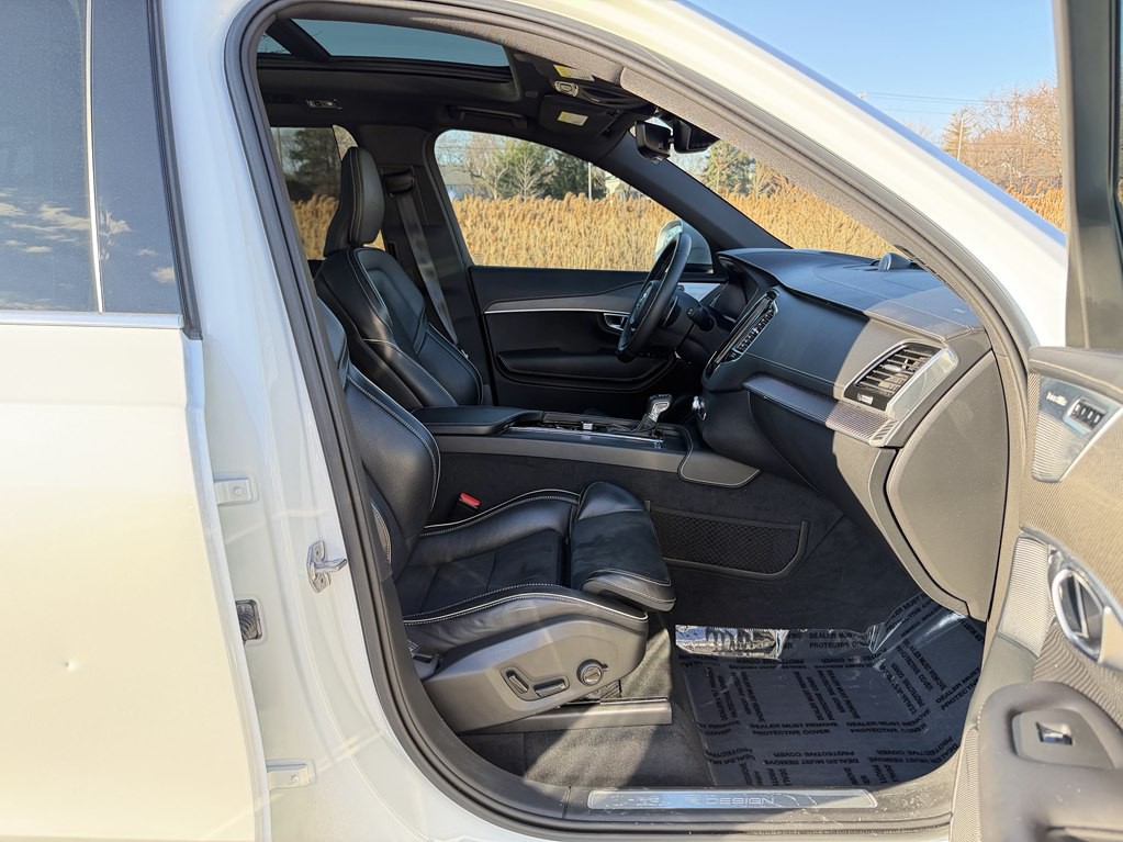 2019 Volvo XC90 Image 24