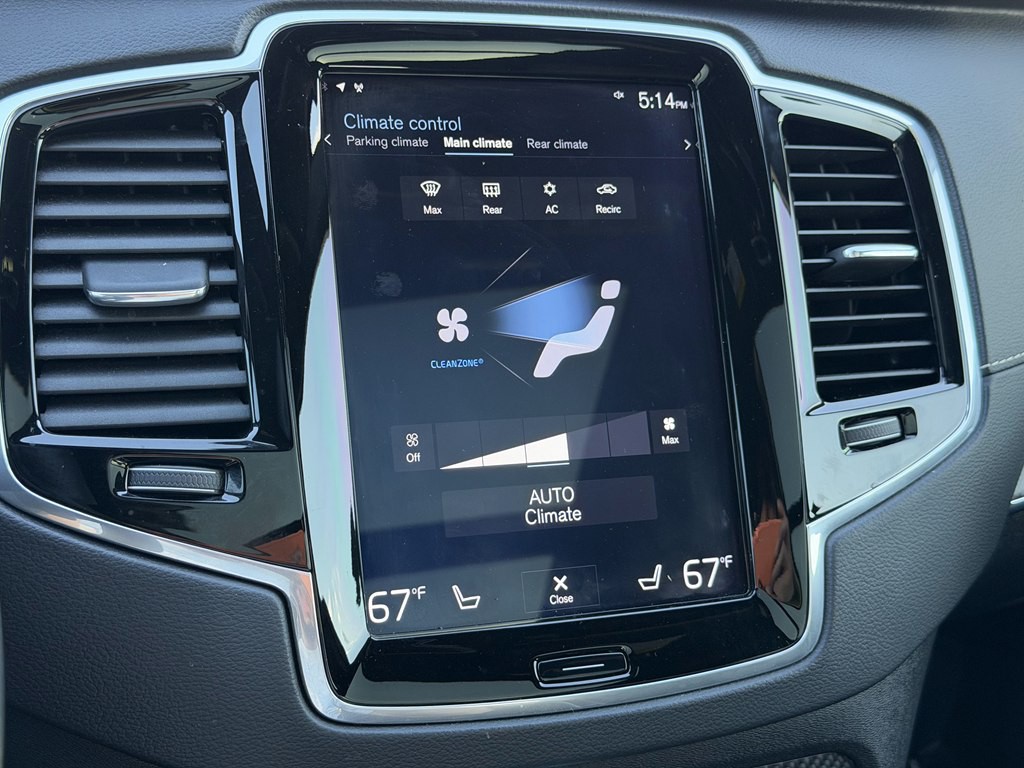 2019 Volvo XC90 Image 38