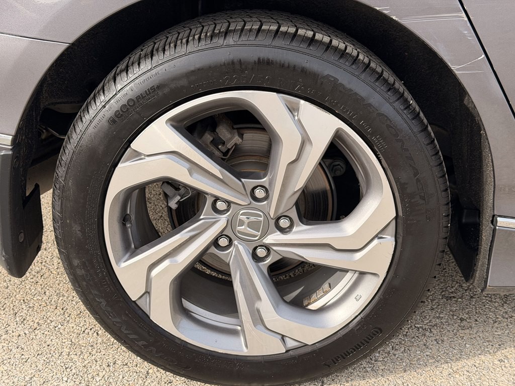 2018 Honda Accord Image 11