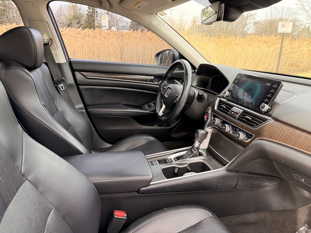 2018 Honda Accord Image 18