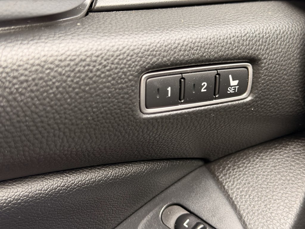 2018 Honda Accord Image 28