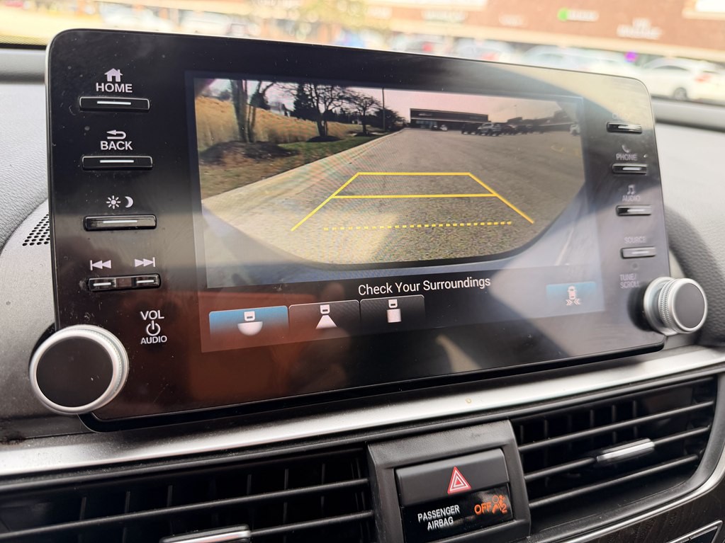 2018 Honda Accord Image 32