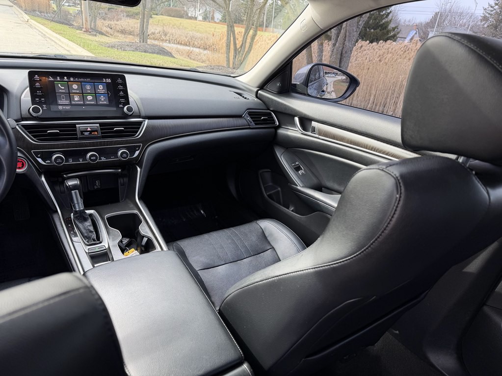 2018 Honda Accord Image 43