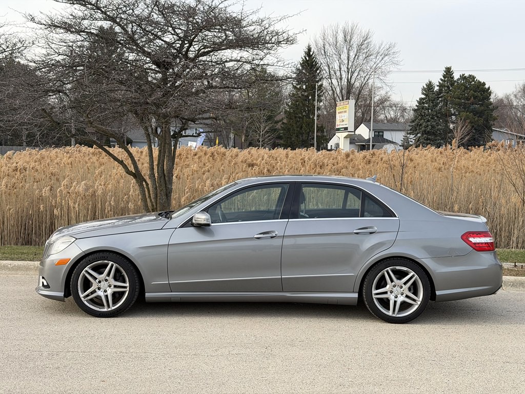 2011 Mercedes-Benz E-Class Image 6