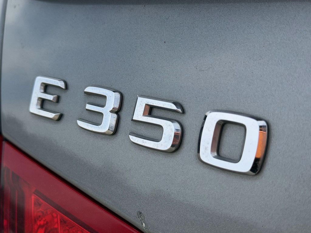 2011 Mercedes-Benz E-Class Image 9