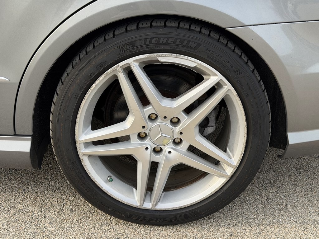 2011 Mercedes-Benz E-Class Image 13