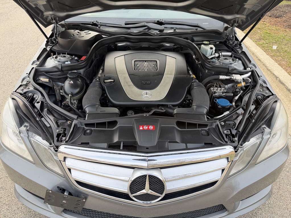 2011 Mercedes-Benz E-Class Image 16