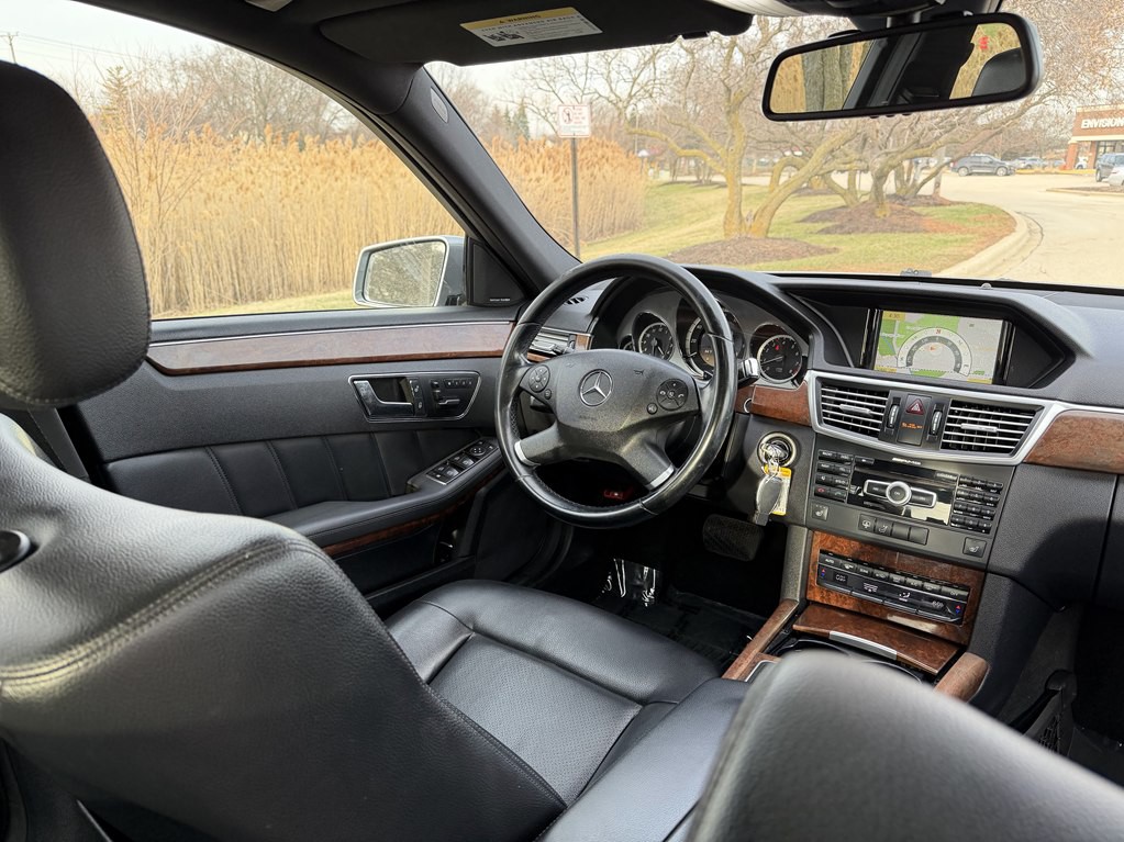 2011 Mercedes-Benz E-Class Image 23