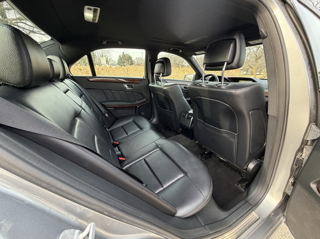 2011 Mercedes-Benz E-Class Image 24