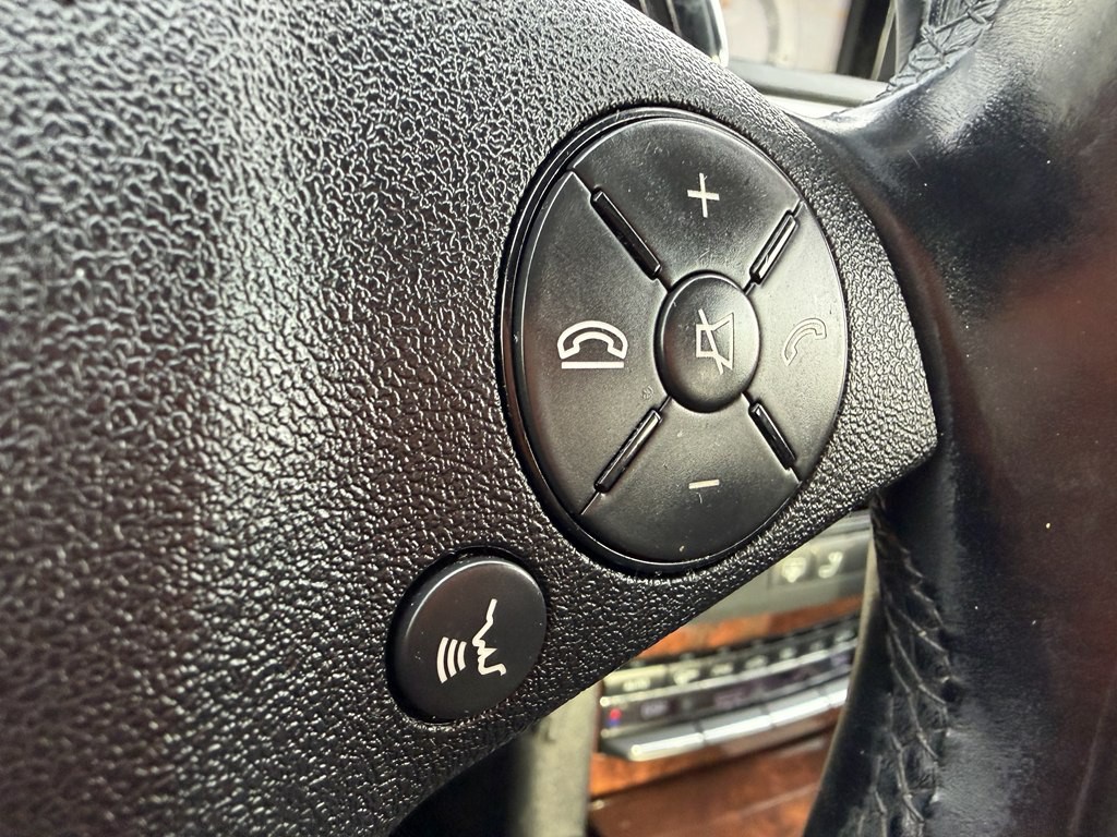 2011 Mercedes-Benz E-Class Image 28