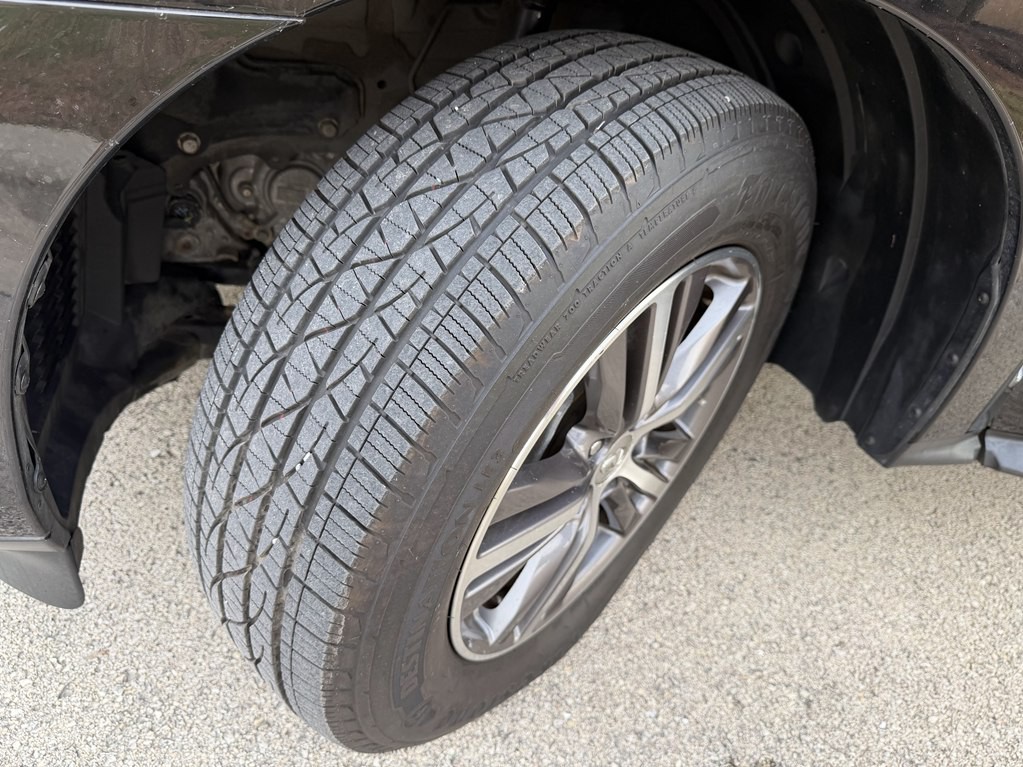 2017 INFINITI QX60 Image 9