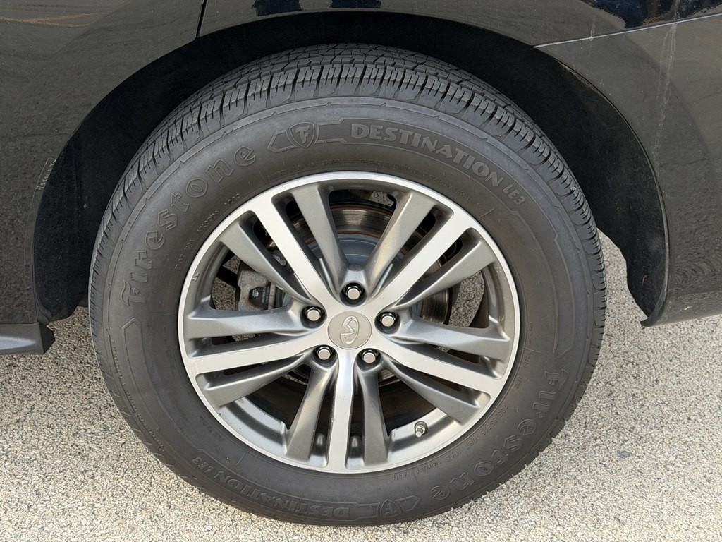 2017 INFINITI QX60 Image 12