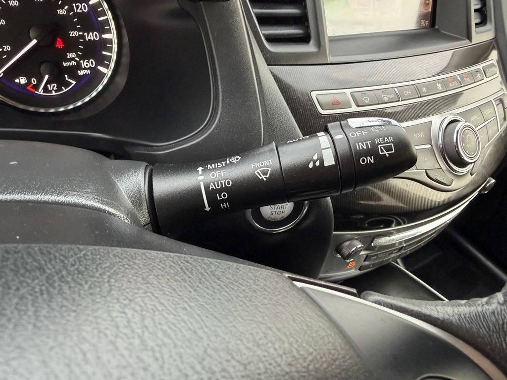 2017 INFINITI QX60 Image 35