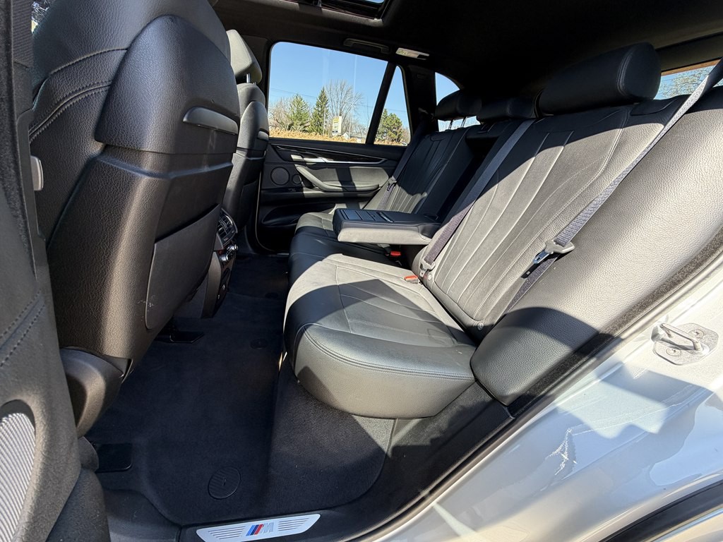 2016 BMW X5 Image 24