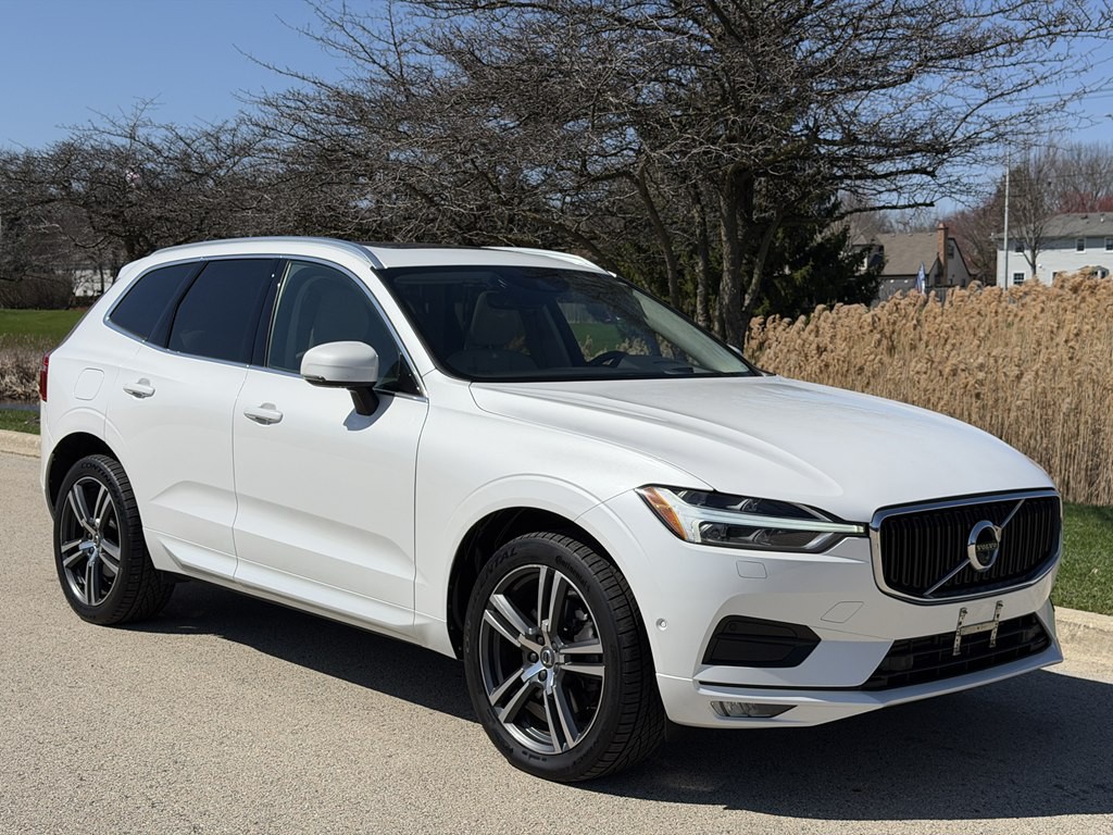 2018 Volvo XC60 Image 3