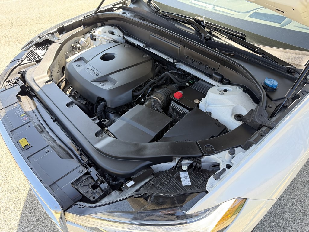 2018 Volvo XC60 Image 22