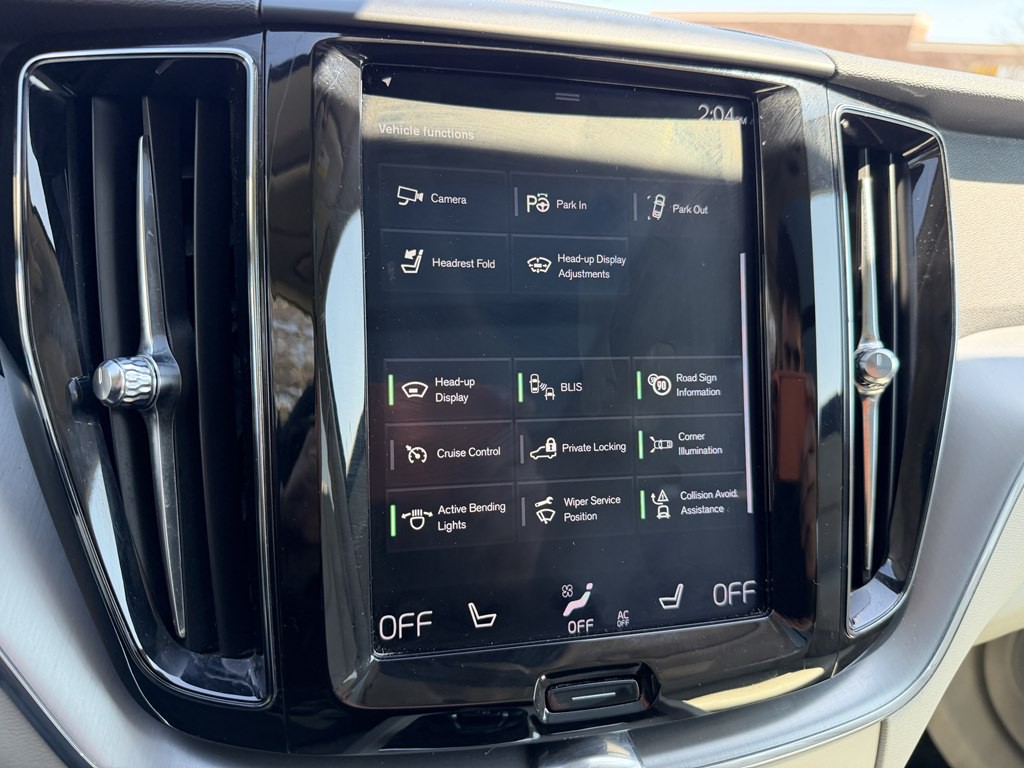 2018 Volvo XC60 Image 50