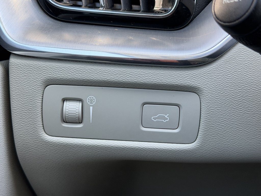 2018 Volvo XC60 Image 53