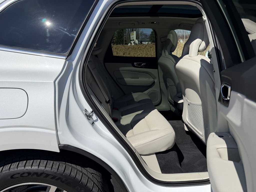 2018 Volvo XC60 Image 54