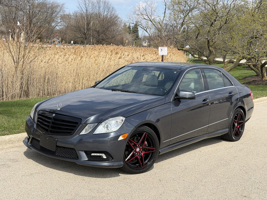 2011 Mercedes-Benz E-Class Image 1