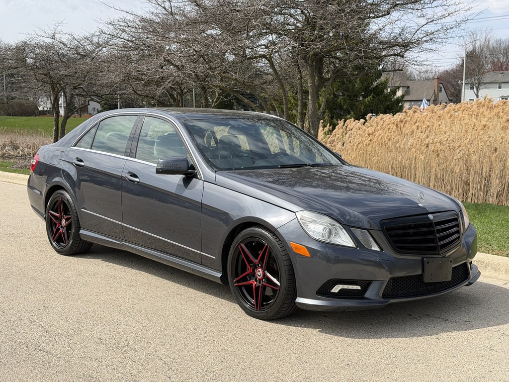 2011 Mercedes-Benz E-Class Image 3