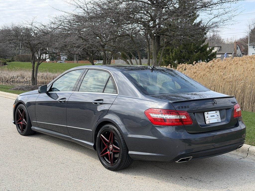 2011 Mercedes-Benz E-Class Image 4