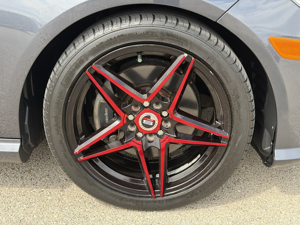 2011 Mercedes-Benz E-Class Image 11