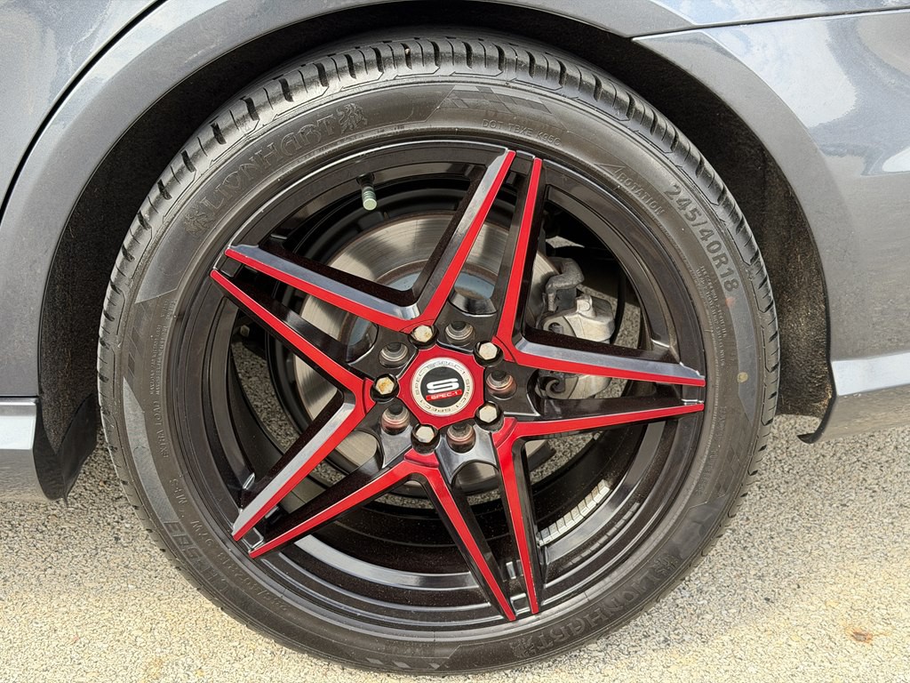 2011 Mercedes-Benz E-Class Image 13