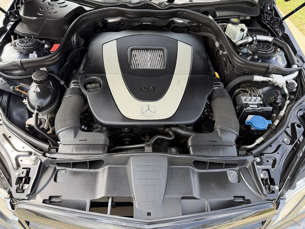 2011 Mercedes-Benz E-Class Image 17