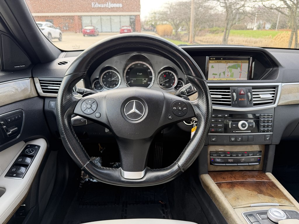 2011 Mercedes-Benz E-Class Image 20