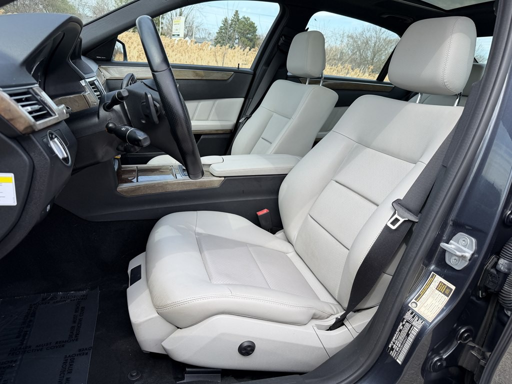 2011 Mercedes-Benz E-Class Image 29