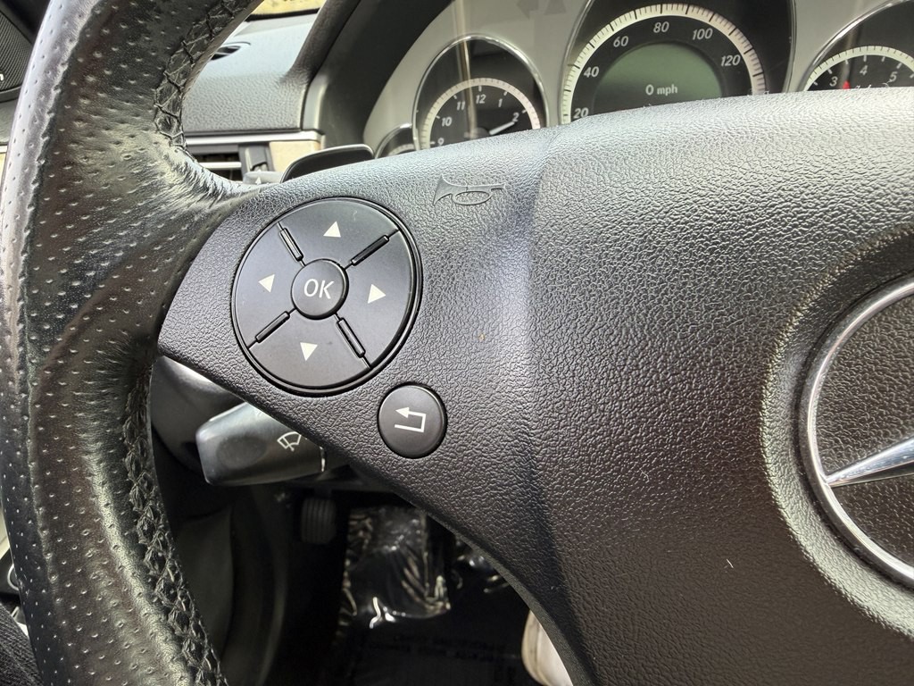 2011 Mercedes-Benz E-Class Image 39