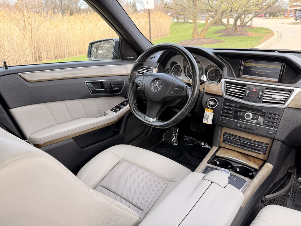 2011 Mercedes-Benz E-Class Image 43