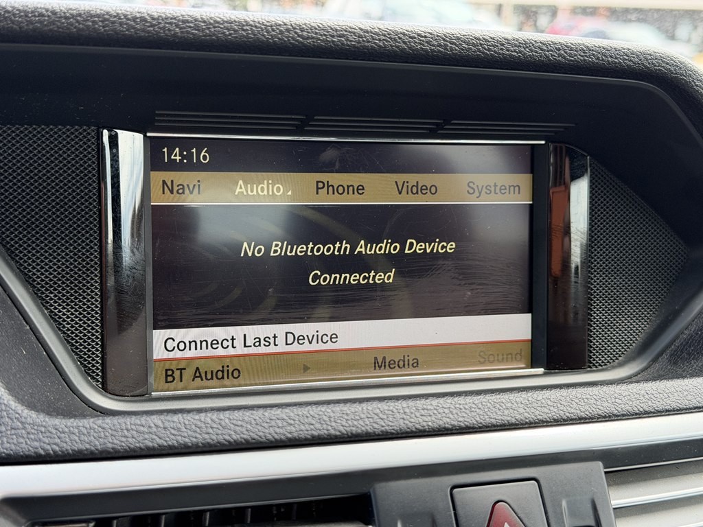 2011 Mercedes-Benz E-Class Image 49