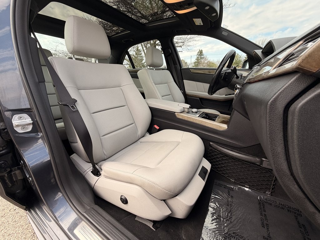 2011 Mercedes-Benz E-Class Image 53