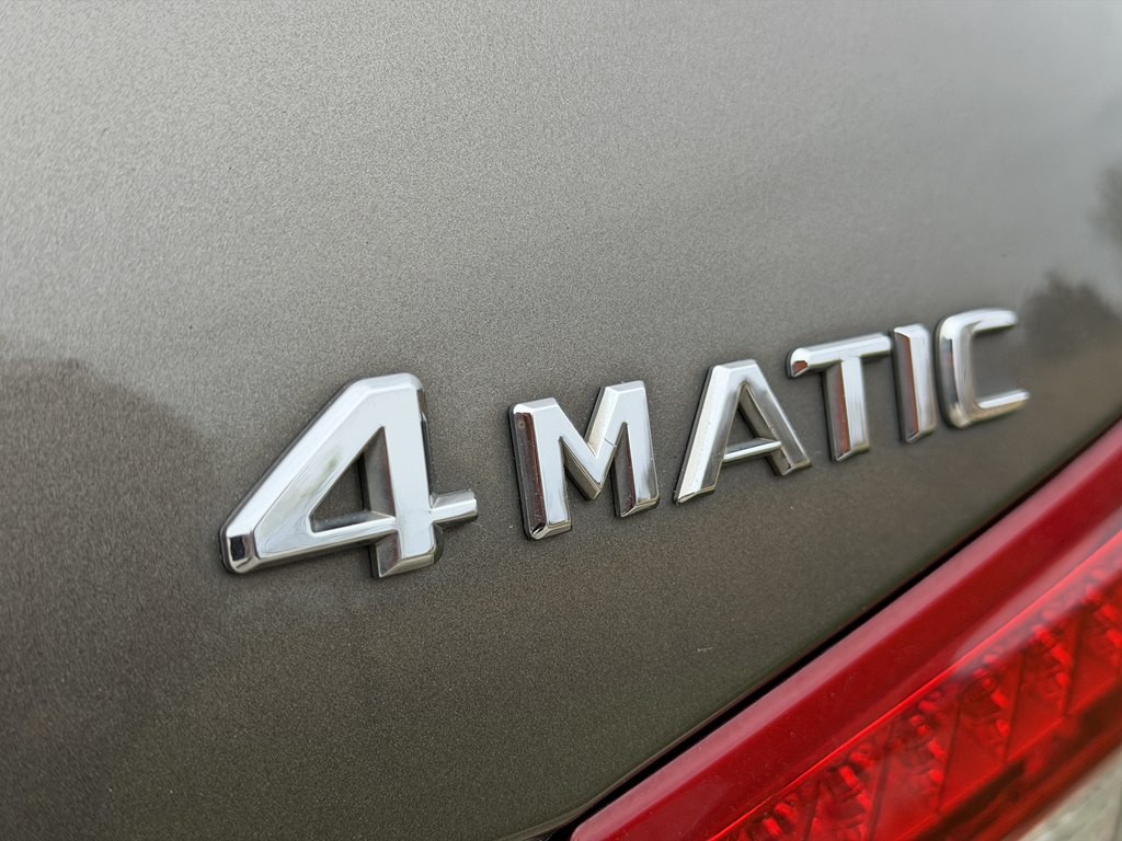 2012 Mercedes-Benz E-Class Image 10