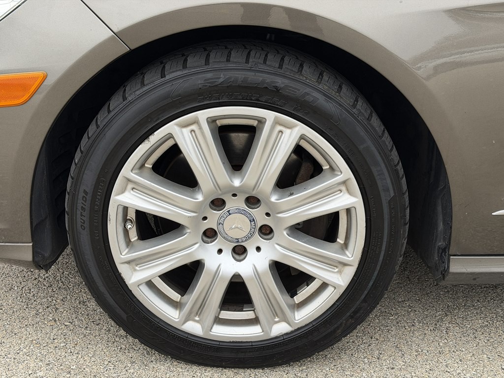 2012 Mercedes-Benz E-Class Image 11