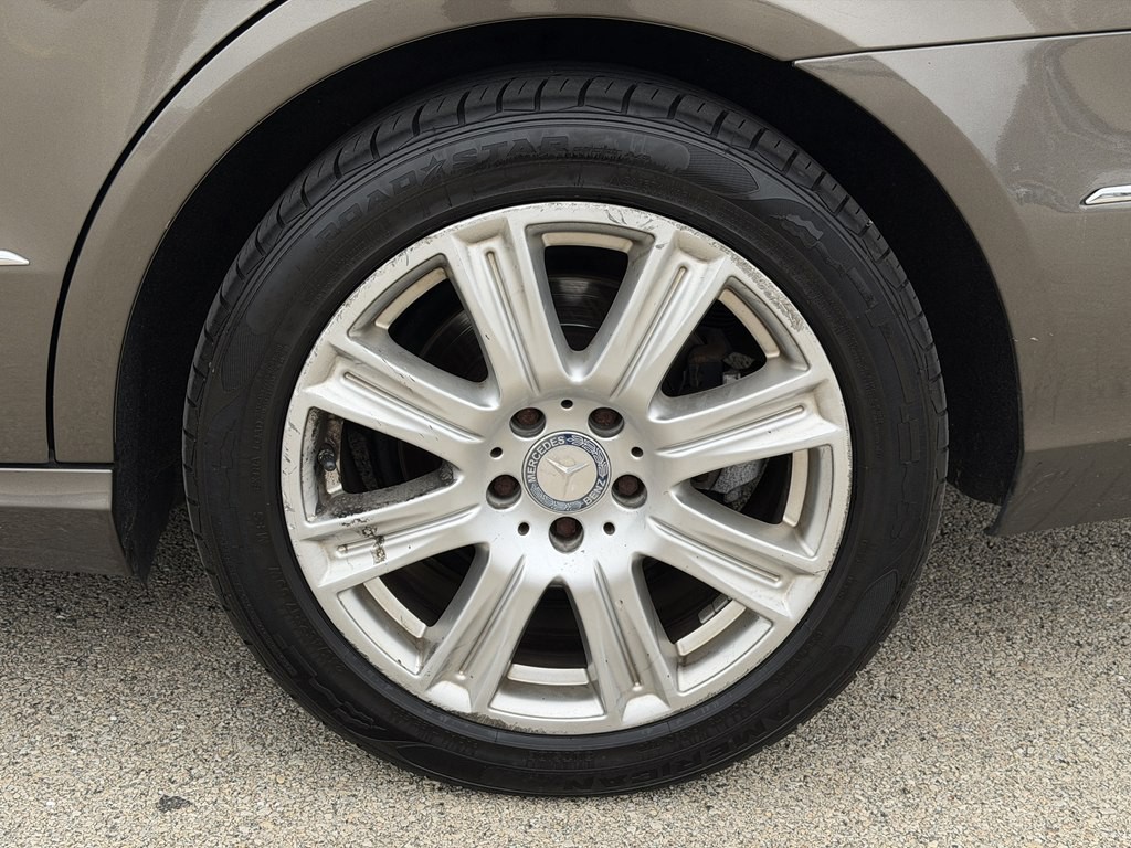 2012 Mercedes-Benz E-Class Image 13