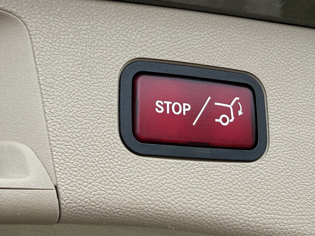 2012 Mercedes-Benz E-Class Image 23