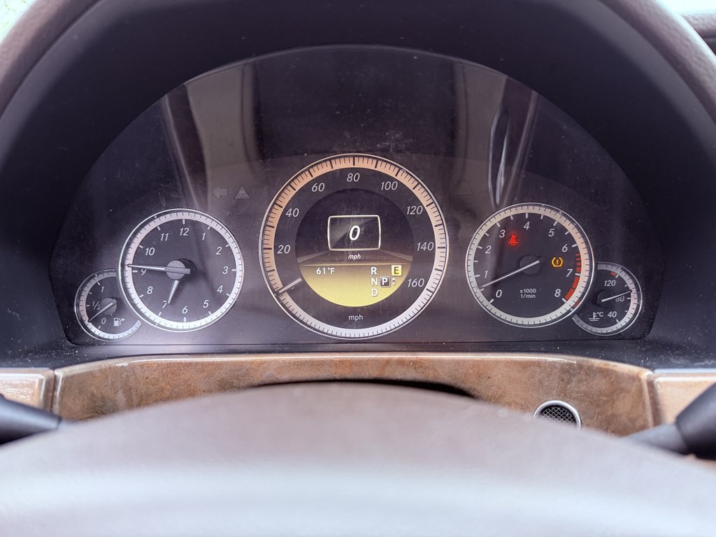 2012 Mercedes-Benz E-Class Image 42