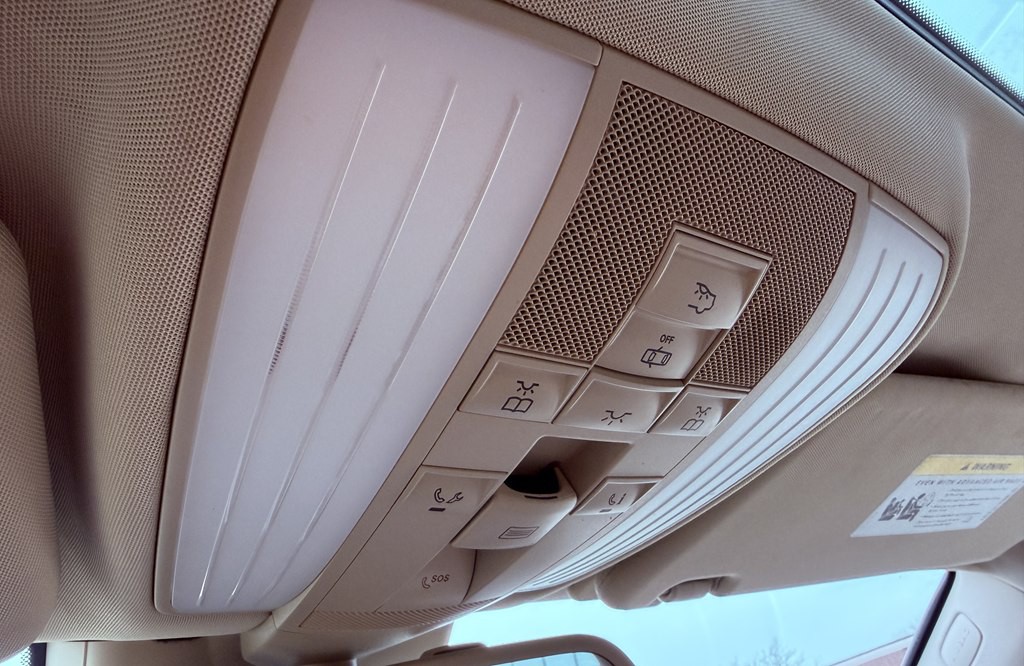 2012 Mercedes-Benz E-Class Image 44