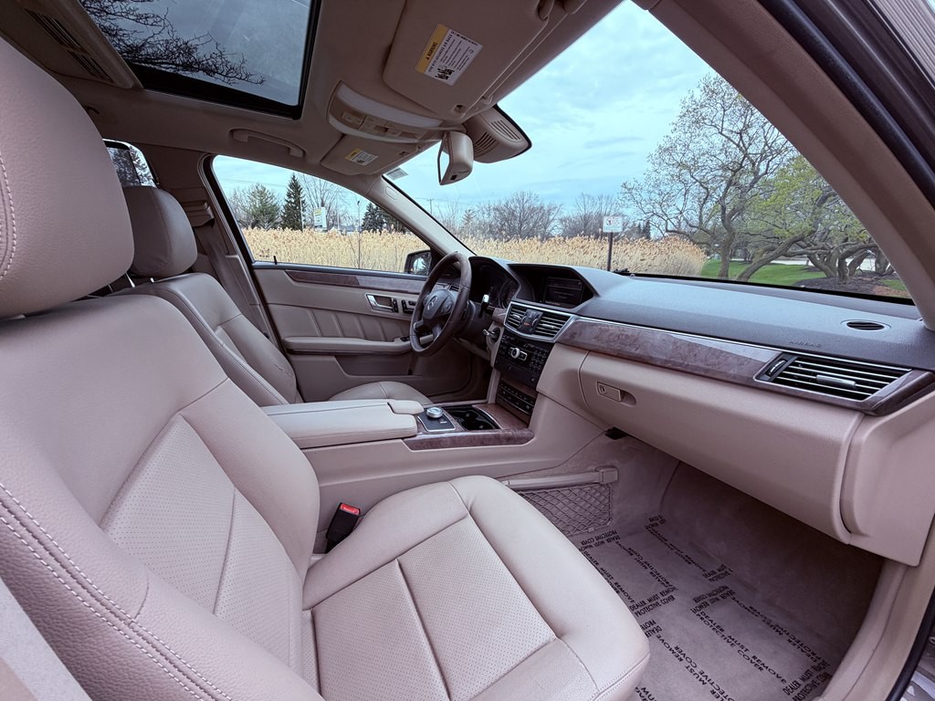 2012 Mercedes-Benz E-Class Image 45