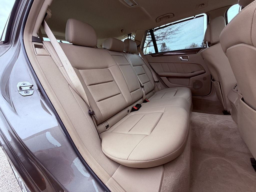 2012 Mercedes-Benz E-Class Image 49