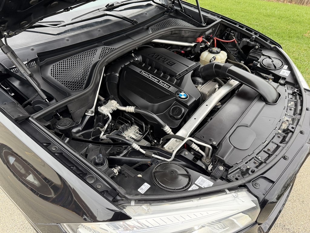 2016 BMW X5 Image 16
