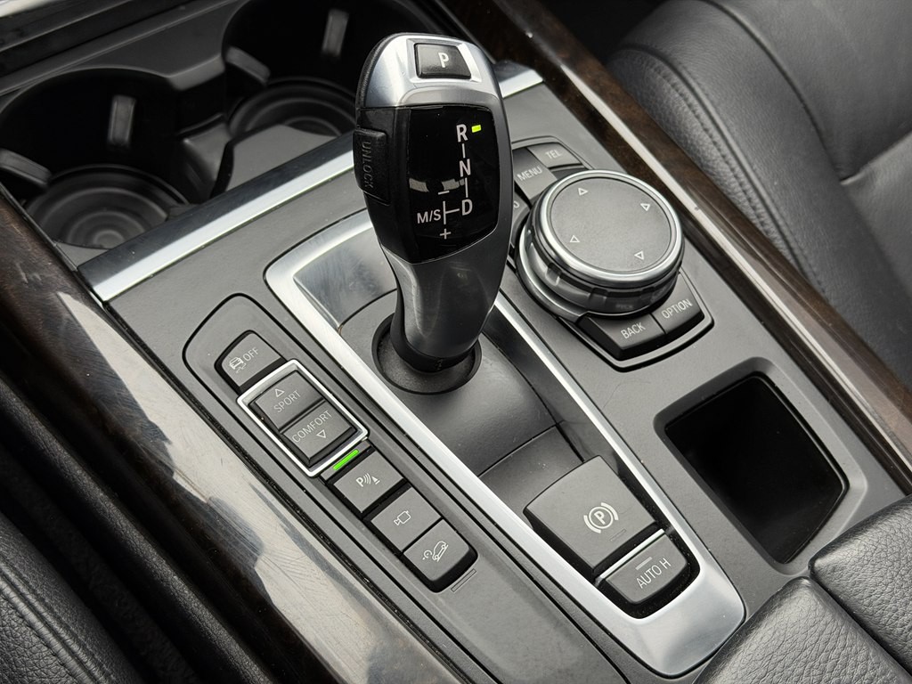 2016 BMW X5 Image 25