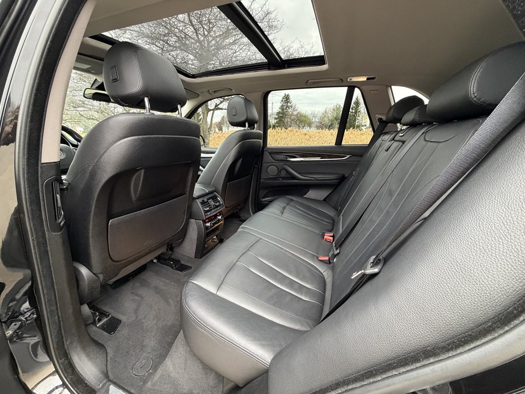 2016 BMW X5 Image 27