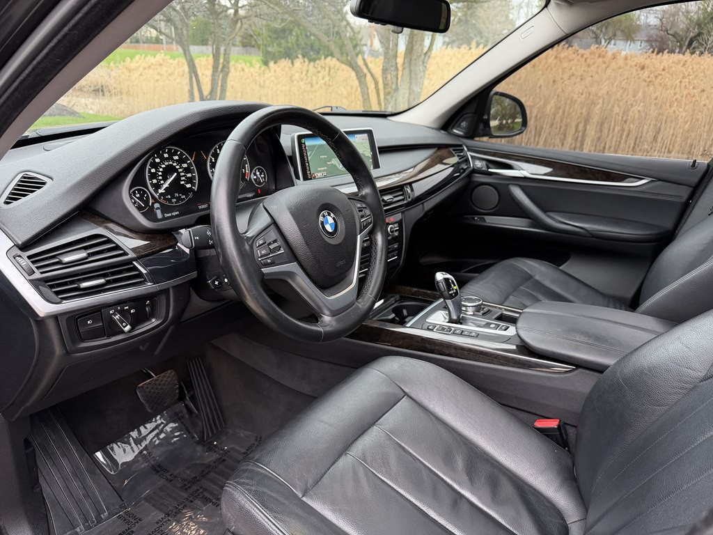 2016 BMW X5 Image 39