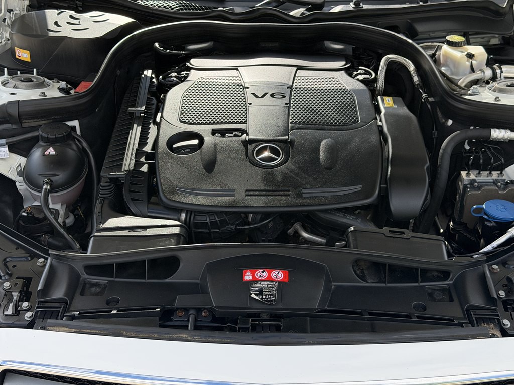 2016 Mercedes-Benz E-Class Image 18