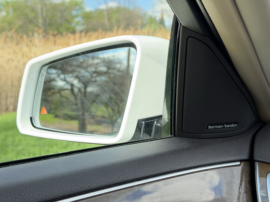 2016 Mercedes-Benz E-Class Image 22